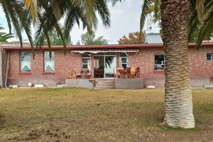 Farm For Sale in Witvlei
