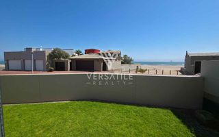 3 Bedroom House For Sale in Dolphin Beach
