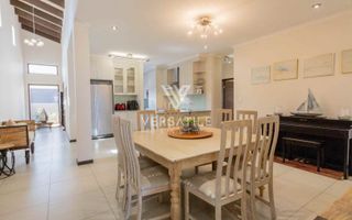 3 Bedroom House For Sale in Dolphin Beach