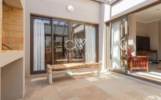 3 Bedroom House For Sale in Dolphin Beach