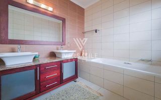 3 Bedroom House For Sale in Dolphin Beach