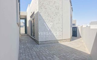 3 Bedroom House For Sale in Dolphin Beach