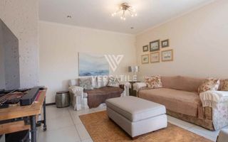 3 Bedroom House For Sale in Dolphin Beach