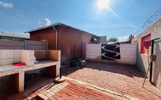 4 Bedroom House To Rent in Khomasdal , Windhoek