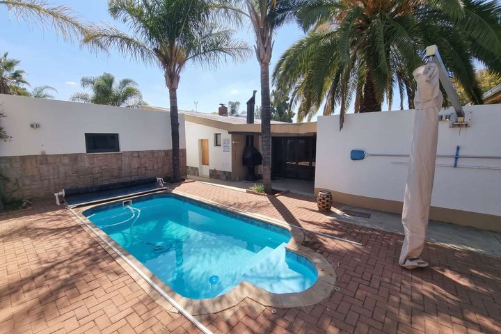 3 Bedroom House For Sale in Olympia, Windhoek