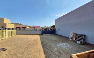 3 Bedroom House For Sale in Fairway Estate