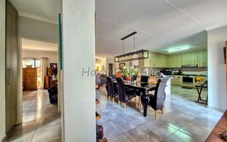 3 Bedroom House For Sale in Fairway Estate