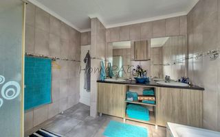 3 Bedroom House For Sale in Fairway Estate