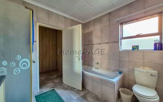 3 Bedroom House For Sale in Fairway Estate