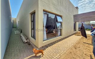 3 Bedroom House For Sale in Fairway Estate
