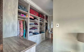 4 Bedroom House For Sale in Fairway Estate
