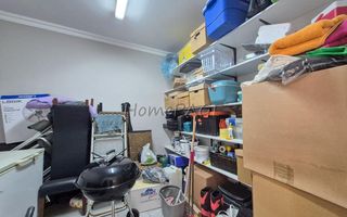 4 Bedroom House For Sale in Fairway Estate