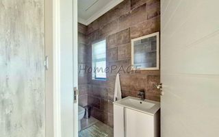 4 Bedroom House For Sale in Fairway Estate