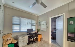 4 Bedroom House For Sale in Fairway Estate