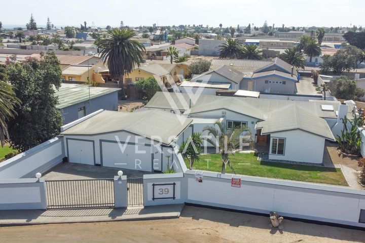 3 Bedroom House For Sale in Vineta, Swakopmund