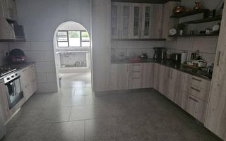 8 Bedroom Office / Retail / Mixed Use For Sale in Otavi