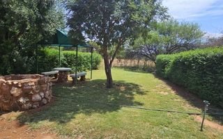 8 Bedroom Office / Retail / Mixed Use For Sale in Otavi