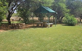 8 Bedroom Office / Retail / Mixed Use For Sale in Otavi