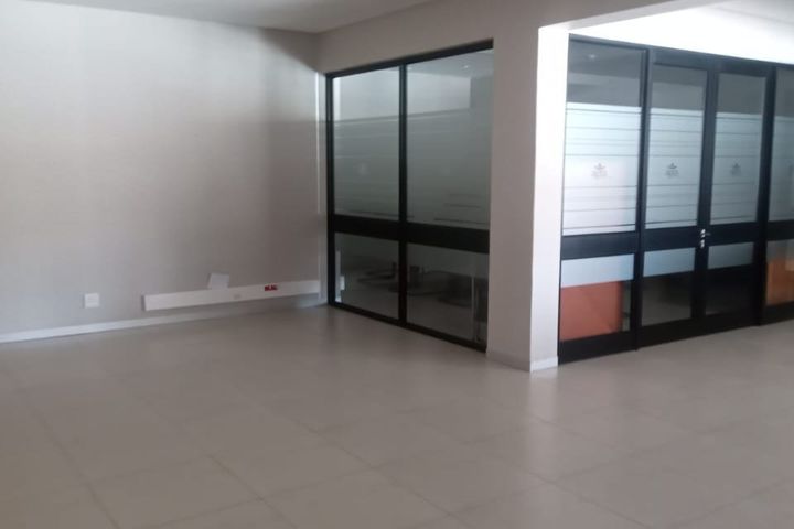 Office / Retail / Mixed Use To Rent in Windhoek North, Windhoek