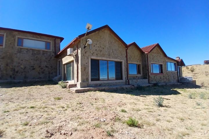 3 Bedroom Small Holding / Plot For Sale in Khomas Hochland, Windhoek