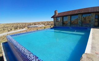 3 Bedroom Small Holding / Plot For Sale in Khomas Hochland,...
