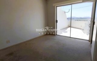 2 Bedroom Apartment For Sale in Windhoek Central, Windhoek