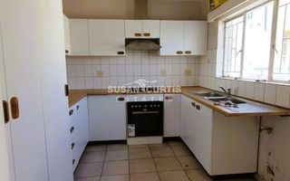 2 Bedroom Apartment For Sale in Windhoek Central, Windhoek