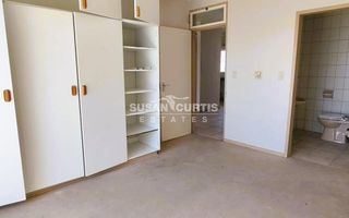 2 Bedroom Apartment For Sale in Windhoek Central, Windhoek
