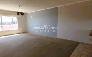 2 Bedroom Apartment For Sale in Windhoek Central, Windhoek