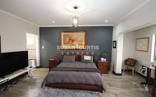 4 Bedroom House For Sale in Ocean View, Swakopmund