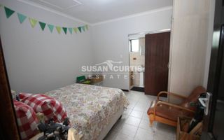 4 Bedroom House For Sale in Ocean View, Swakopmund