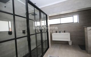 4 Bedroom House For Sale in Ocean View, Swakopmund
