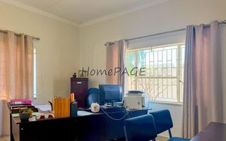 4 Bedroom House For Sale in Otjiwarongo