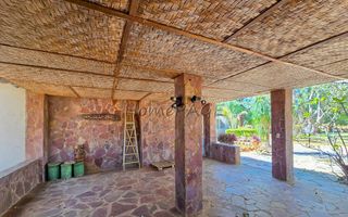 8 Bedroom Small Holding / Plot For Sale in Otavi