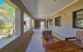 8 Bedroom Small Holding / Plot For Sale in Otavi
