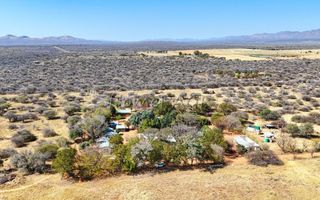 8 Bedroom Small Holding / Plot For Sale in Otavi