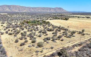 8 Bedroom Small Holding / Plot For Sale in Otavi