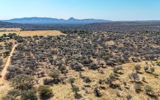 8 Bedroom Small Holding / Plot For Sale in Otavi
