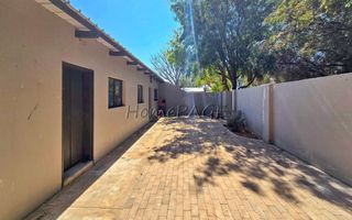 8 Bedroom Small Holding / Plot For Sale in Otavi