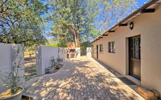 8 Bedroom Small Holding / Plot For Sale in Otavi