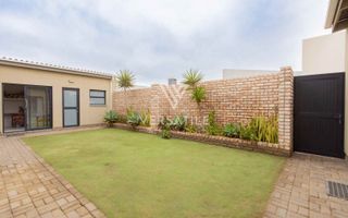4 Bedroom House For Sale in Fairway Estate