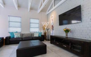 4 Bedroom House For Sale in Fairway Estate