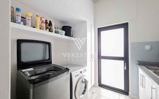 4 Bedroom House For Sale in Fairway Estate