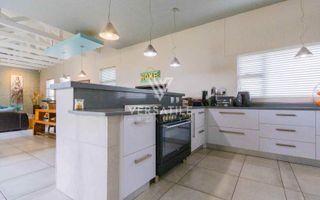 4 Bedroom House For Sale in Fairway Estate