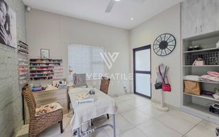 4 Bedroom House For Sale in Fairway Estate