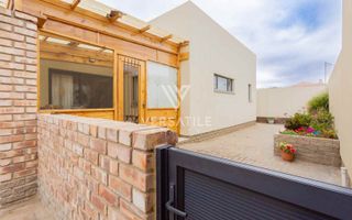 4 Bedroom House For Sale in Fairway Estate
