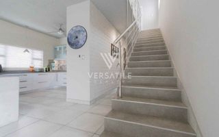 4 Bedroom House For Sale in Fairway Estate