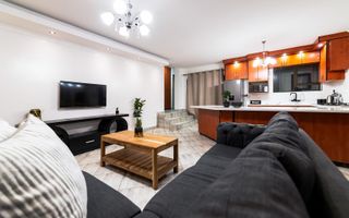 5 Bedroom House For Sale in Mile 4, Swakopmund