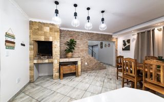 5 Bedroom House For Sale in Mile 4, Swakopmund