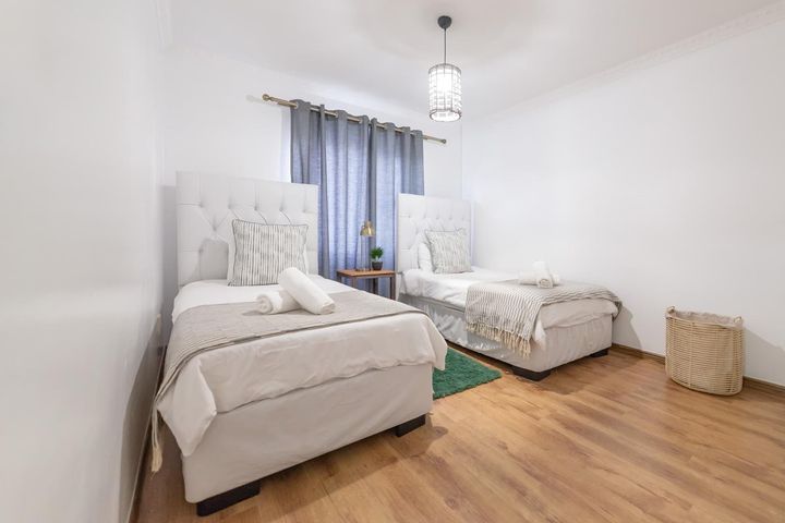 5 Bedroom House For Sale in Mile 4, Swakopmund